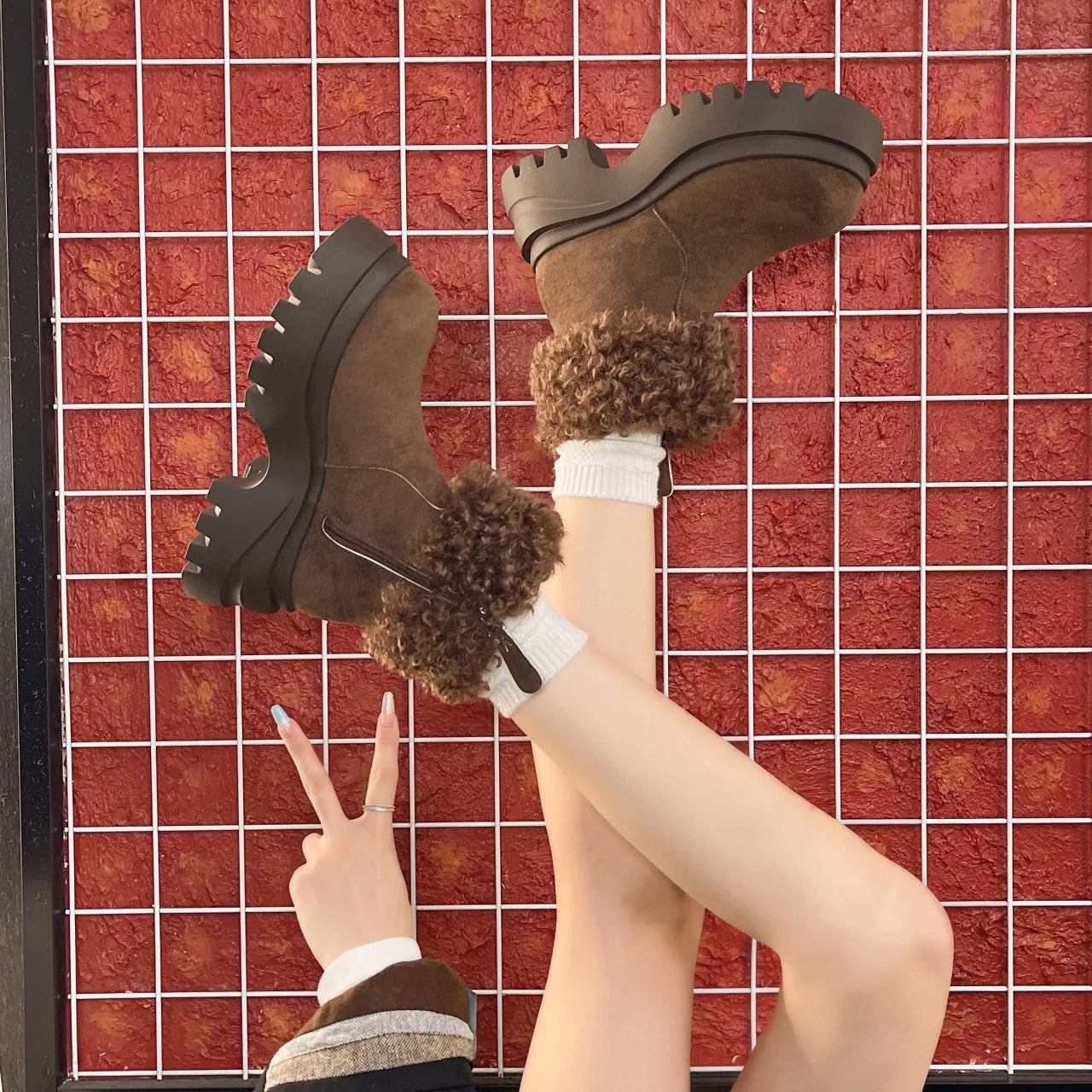 Women's Winter Snow Boots Thickened Heel Warm Fleece Lined Big Head Short Boots Fashionable Cute Rubber Bottom Casual Shoes