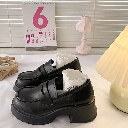 2025 New Plus Size Chunky Heel British Retro Mary Jane Loafers Retro Height Increasing Women's Loafers for Everyday Wear